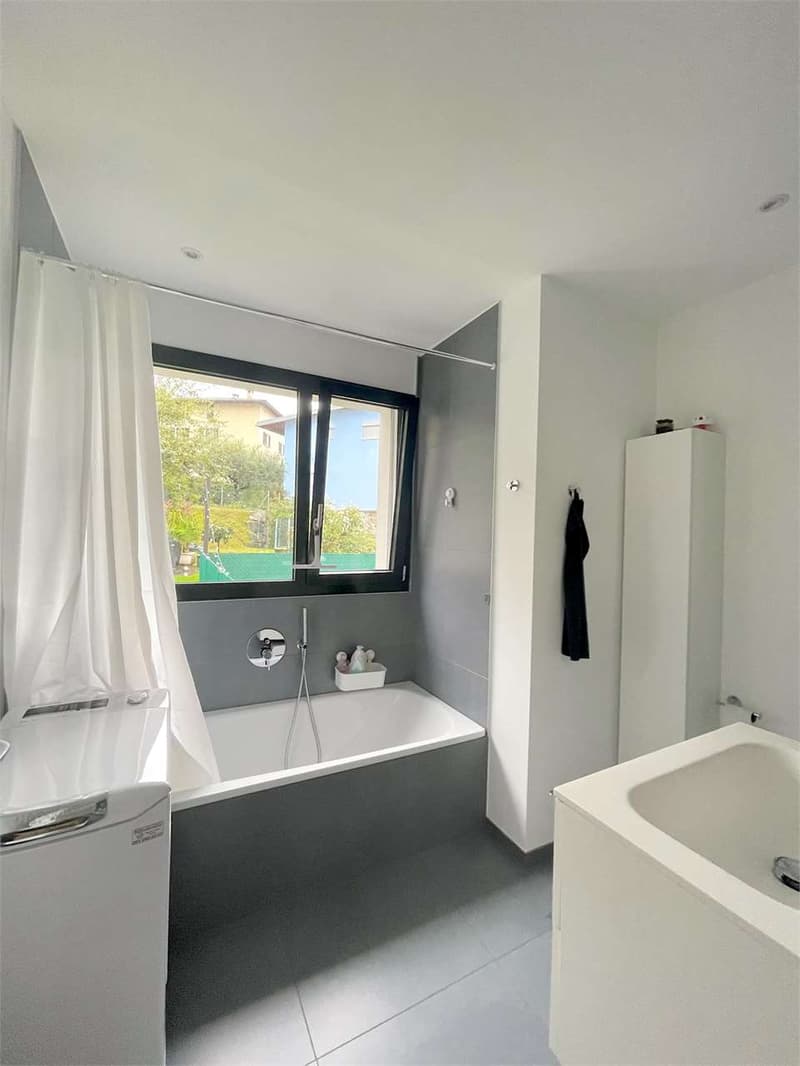 PIAZZOGNA - Recenti 3,5 con giardino e Vista Lago (6)