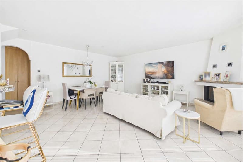 Gentilino - Ampia casa 5.5 locali (3)
