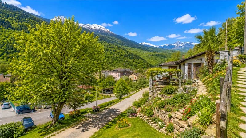 Dongio - Casa indipendente con grotti da ristrutturare in Valle di Ble (12)