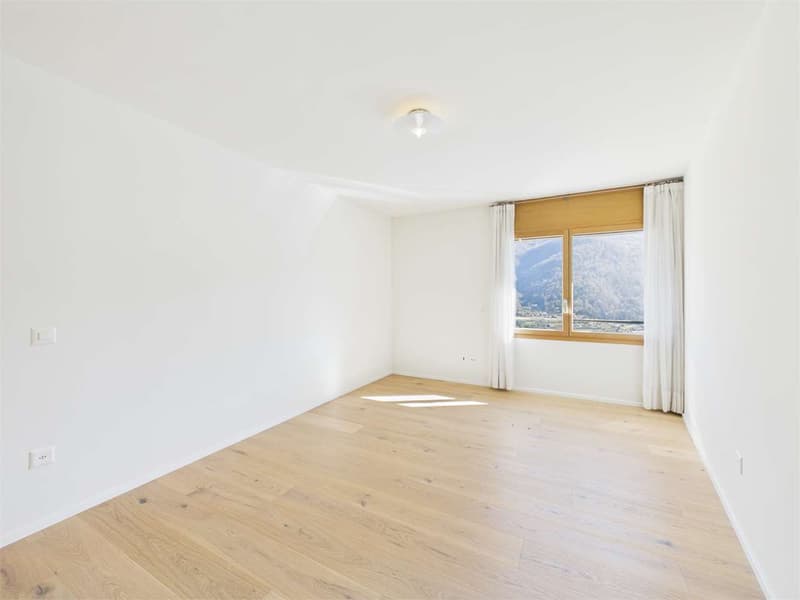 Luminosa Villa di 5.5 locali con vista lago (10)