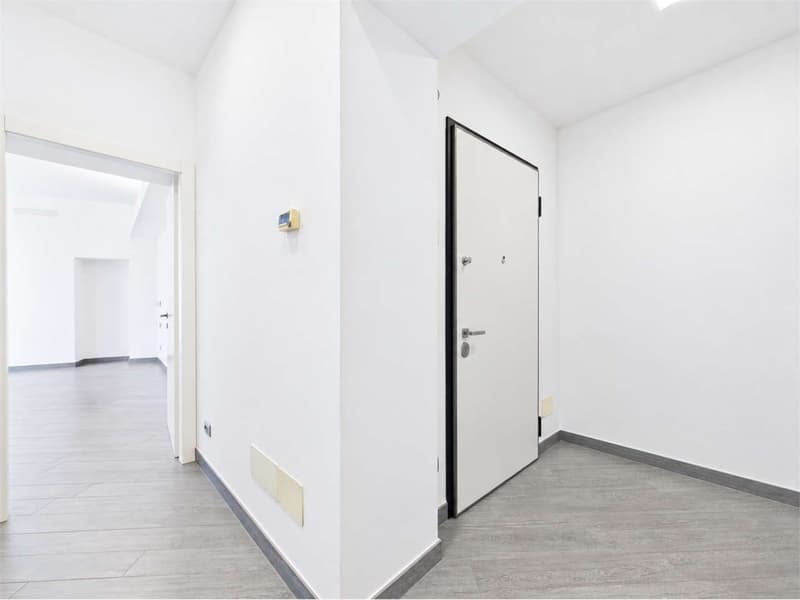 Capolago - Rinnovato 3.5 locali a due passi dal lago (6)
