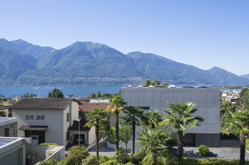 Luxuriöse 3.5 Zimmerwohnung mit Seesicht, 2 grossen Sonnenterrassen, Schwimmbad und Wellnessbereich (11)