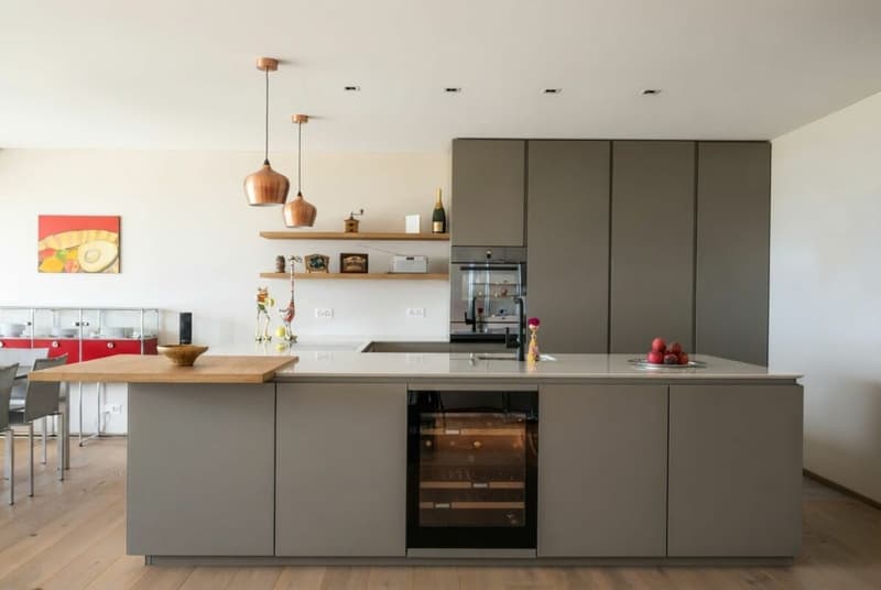 Luxuriöse 3.5 Zimmerwohnung mit Seesicht, 2 grossen Sonnenterrassen, Schwimmbad und Wellnessbereich (5)