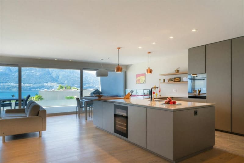 Luxuriöse 3.5 Zimmerwohnung mit Seesicht, 2 grossen Sonnenterrassen, Schwimmbad und Wellnessbereich (3)