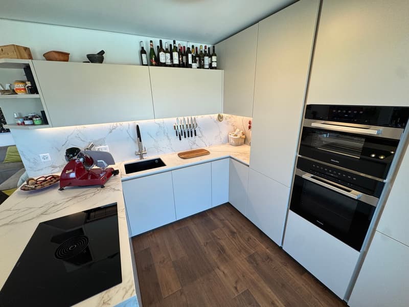 Novazzano – Attico moderno con terrazzi panoramici e finiture di alto standing (8)