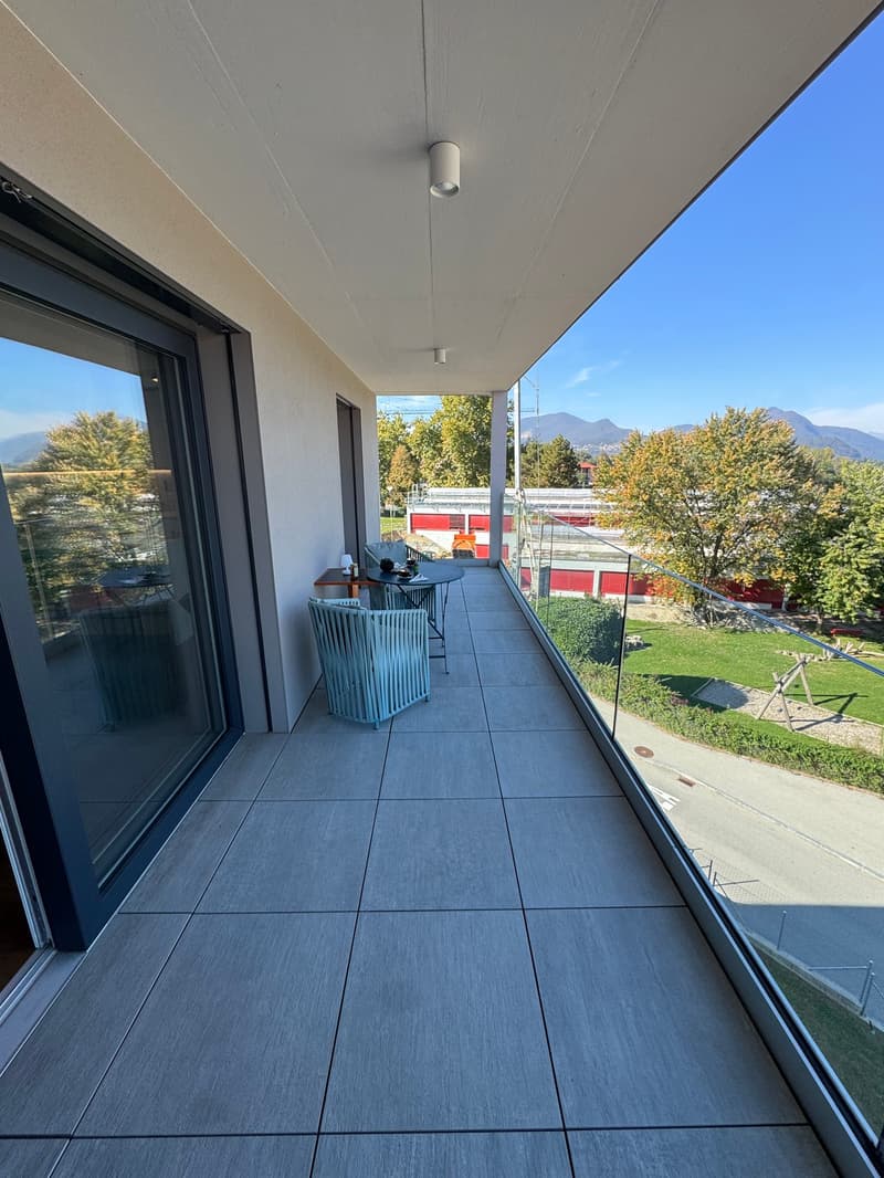 Novazzano – Attico moderno con terrazzi panoramici e finiture di alto standing (2)
