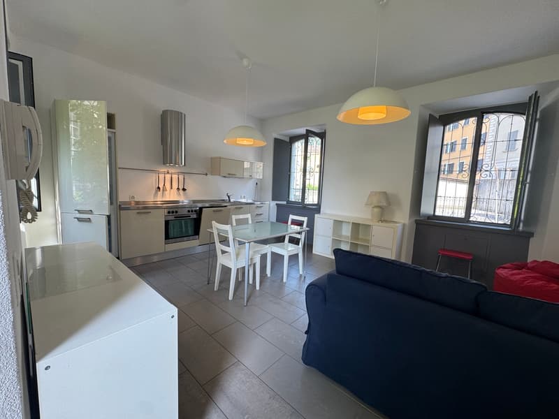 Mendrisio Centro – Elegante appartamento con giardino privato in villa storica (7)