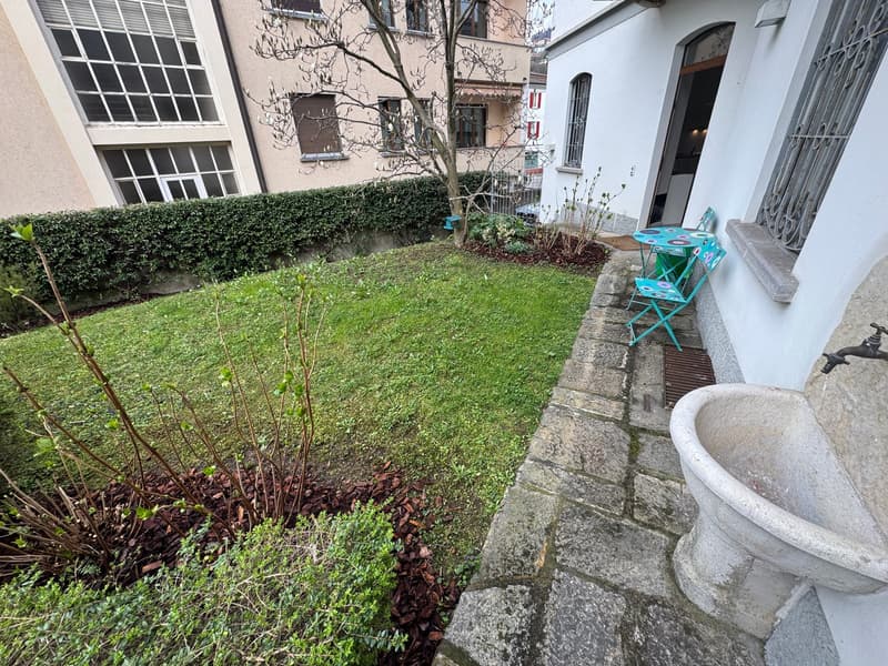 Mendrisio Centro – Elegante appartamento con giardino privato in villa storica (3)