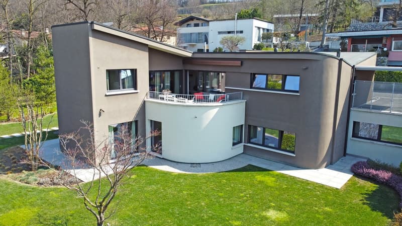Mendrisio, raffinata villa singola con piscina (48)