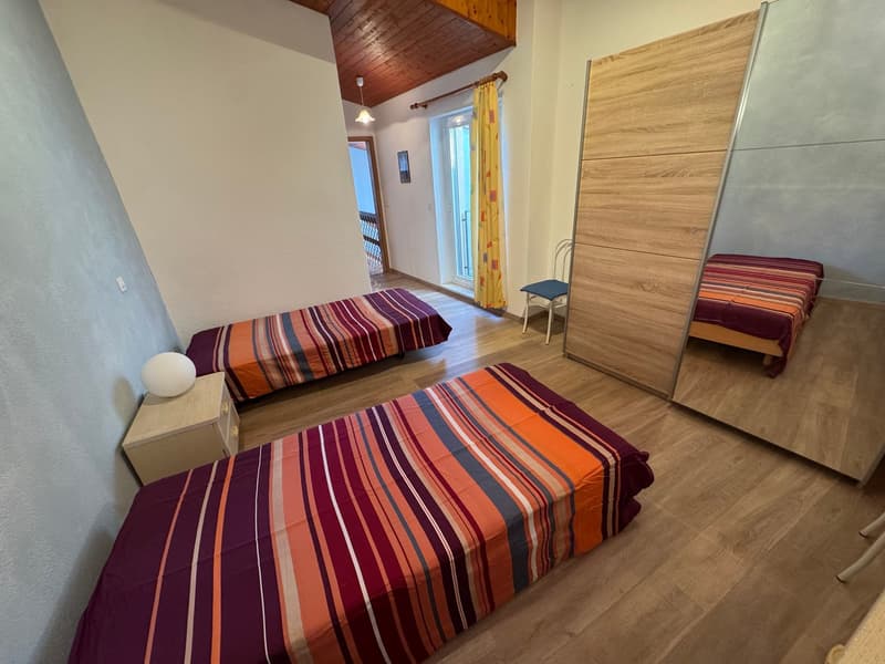 Duplex in locazione con 2 camere e studio – Cadro (9)