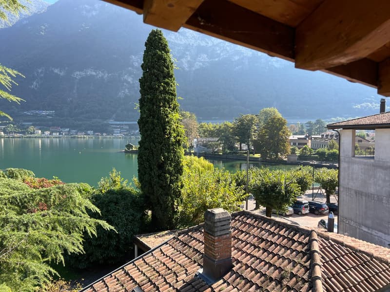 Riva San Vitale CENTRALISSIMO E FRONTE LAGO, ATTICO in perfetto stato (1)