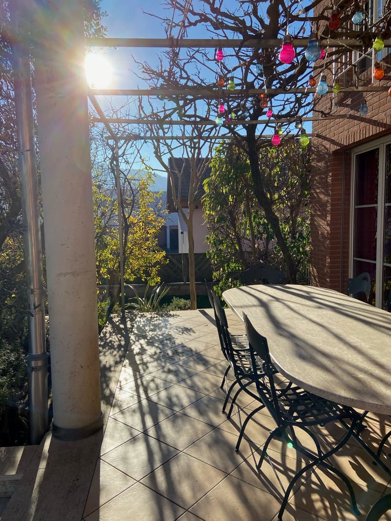 Caslano – Moderna villa con piscina, giardino e monolocale indipendente (30)