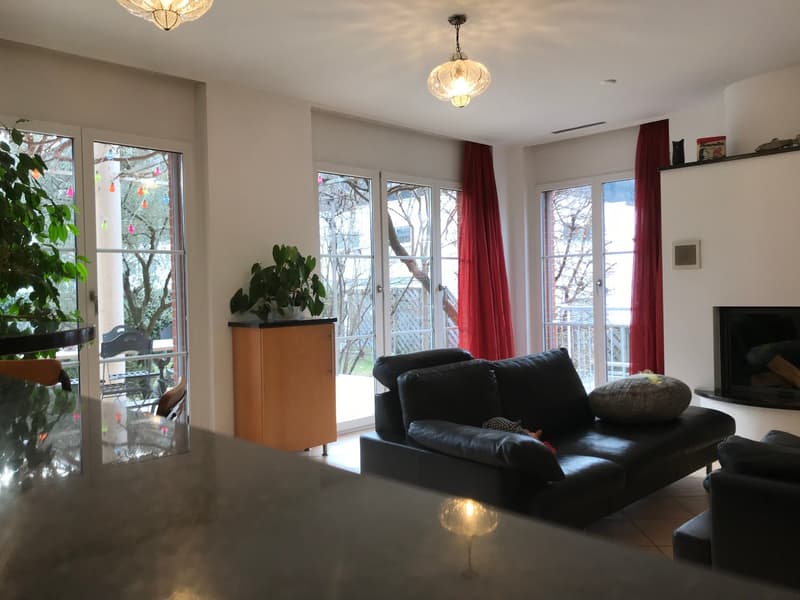Caslano – Moderna villa con piscina, giardino e monolocale indipendente (5)