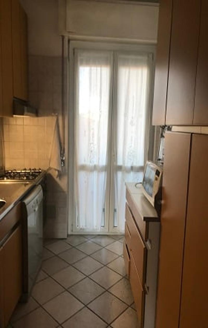 Luminoso appartamento di 3.5 locali con balcone a Varese – Disponibile subito (5)