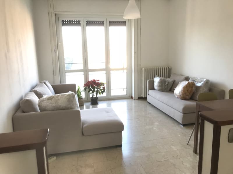 Luminoso appartamento di 3.5 locali con balcone a Varese – Disponibile subito (12)
