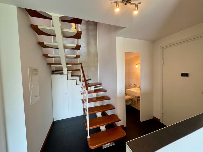 CADRO – ELEGANTE RESIDENZA CON GIARDINO PRIVATO, GARAGE DOPPIO E VISTA PANORAMICA (6)
