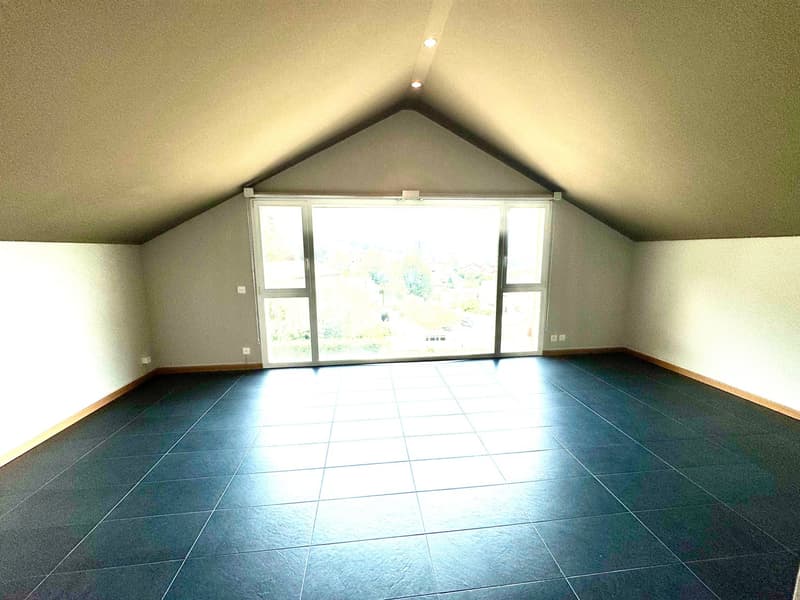 CADRO – ELEGANTE RESIDENZA CON GIARDINO PRIVATO, GARAGE DOPPIO E VISTA PANORAMICA (24)