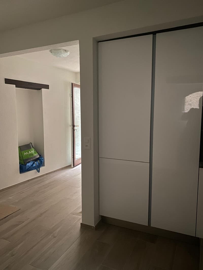 Carona – Affascinante casa nel nucleo storico rinnovata con box, ideale anche come investimento (10)
