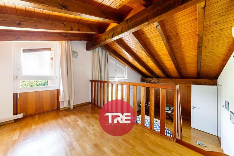 Grande Villa Con Piscina (13)