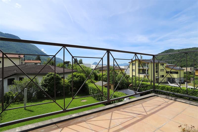 Casa unifamiliare a Dino (8)