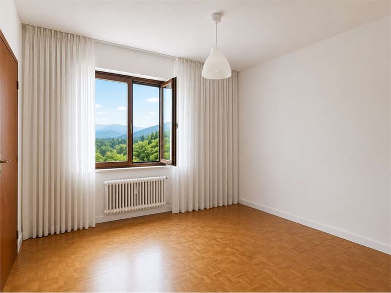 Villa bifamiliare con vista aperta e importante potenziale edificatori (12)