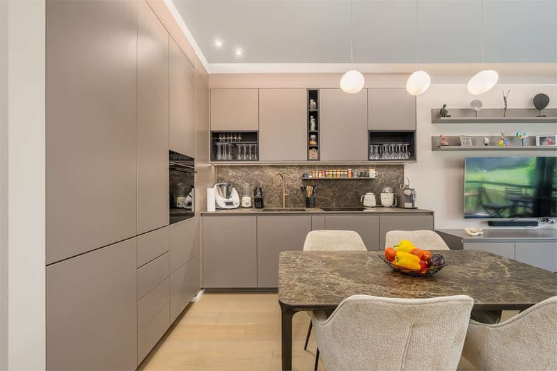 Elegante appartamento di 3.5 locali completamente ristrutturato a Viga (4)