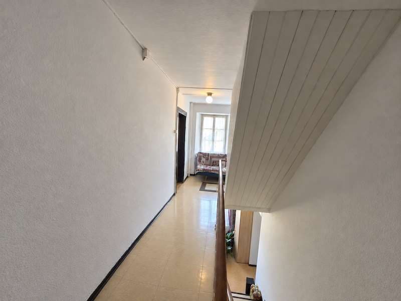 Casa di nucleo con grande giardino (11)