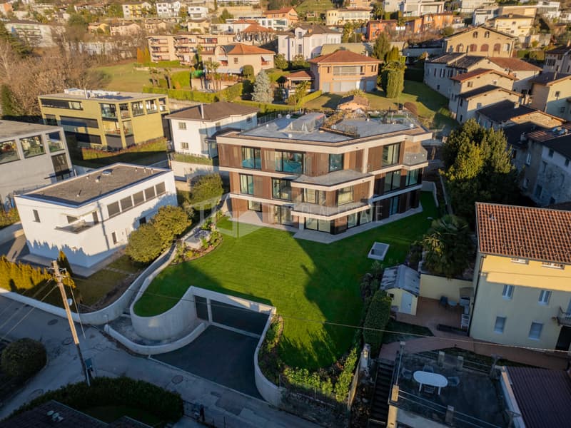 ELEGANTE APPARTAMENTO 2,5 LOCALI CON GIARDINO (4)