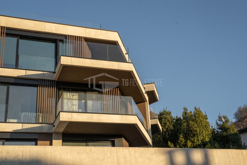 ELEGANTE APPARTAMENTO 2,5 LOCALI CON GIARDINO (10)