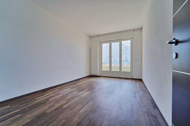 ACCOGLIENTE APPARTAMENTO A CASTAGNOLA CON SPLENDIDA VISTA LAGO (5)