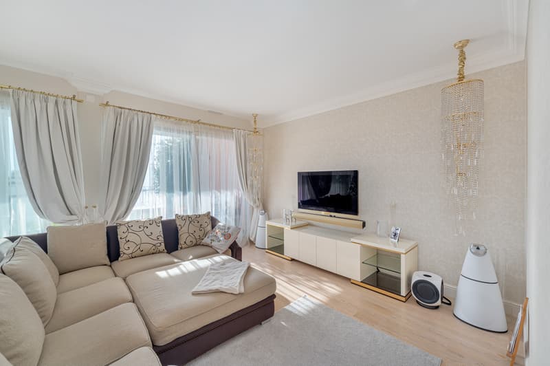 ELEGANTE DUPLEX CON LA VISTA MOZZAFIATO SUL LAGO. (8)