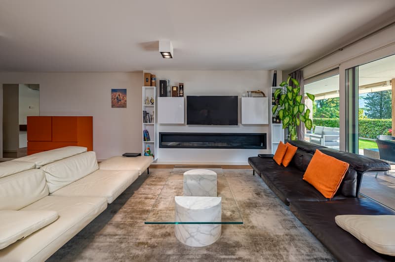CONFORTEVOLE APPARTAMENTO CON GIARDINO PRIVATO A MELIDE (8)