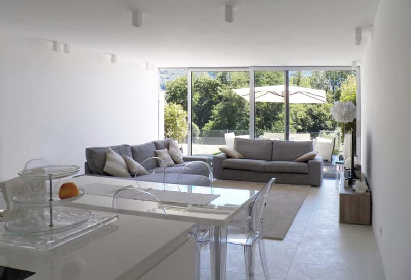 SPAZIOSO DUPLEX CON GIARDINO E VISTA SUL VERDE (7)