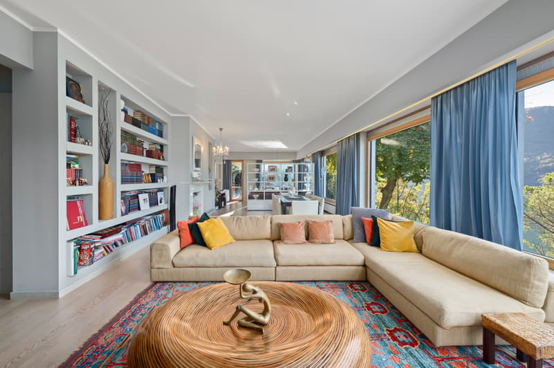 ELEGANTE VILLA VISTA LAGO CON PISCINA (8)