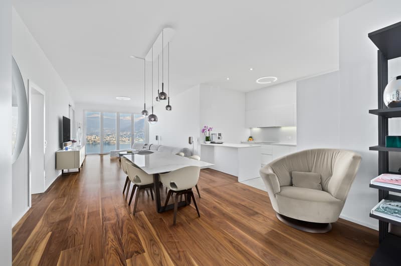 DESIGN E RAFFINATEZZA CON VISTA LAGO A PARADISO (7)