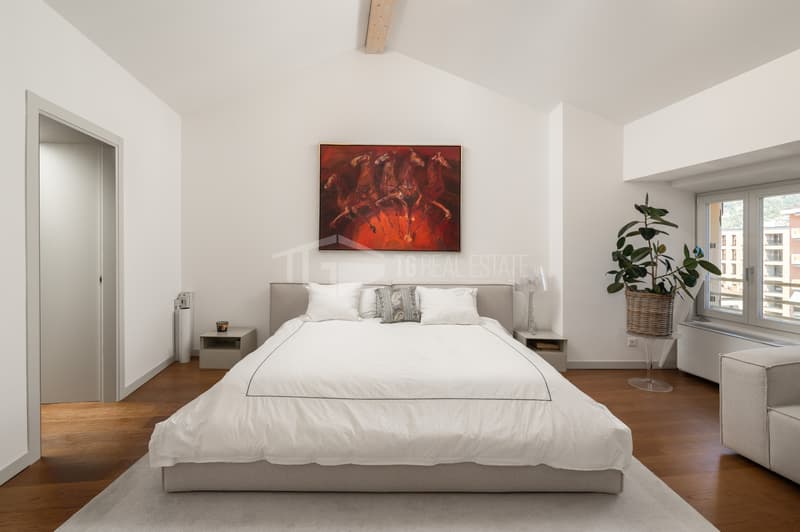 LUSSO E COMFORT : ATTICO 6.5 LOCALI CON VISTA PANORAMICA SU LUGANO (13)