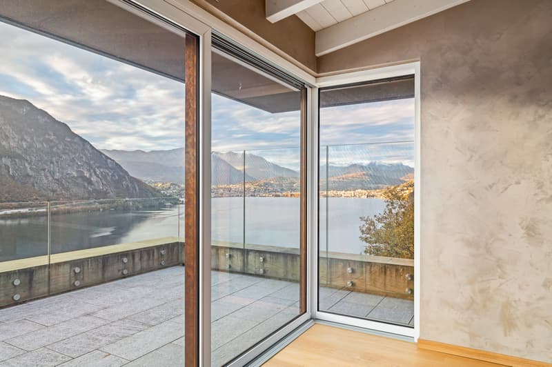 Elegante Residenza con Vista sul Lago di Lugano (3)