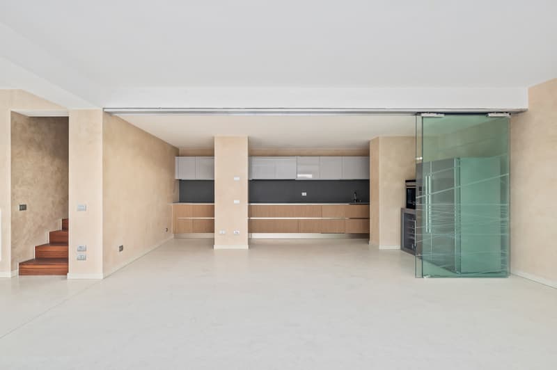 Elegante Residenza con Vista sul Lago di Lugano (10)