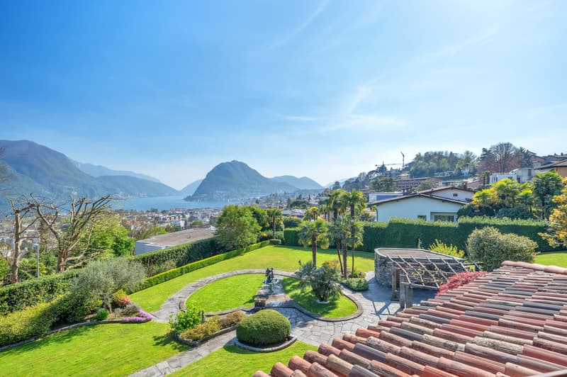 Prestigiosa Villa con Vista Lago (10)