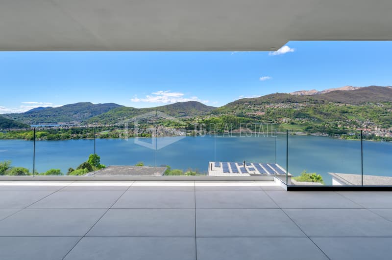 ATTICO CON SPLENDIDA VISTA LAGO A MONTAGNOLA (7)