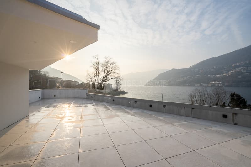 VILLA CONTEMPORANEA CON VISTA LAGO (10)