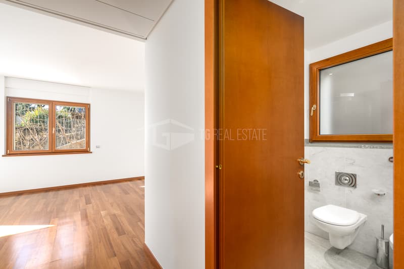 ELEGANTE APPARTAMENTO DI 5.5 LOCALI CON VISTA LAGO (13)