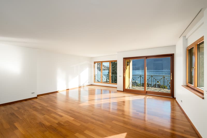 ELEGANTE APPARTAMENTO DI 5.5 LOCALI CON VISTA LAGO (4)