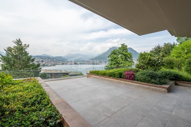 RAFFINATO BILOCALE CON VISTA LAGO (7)