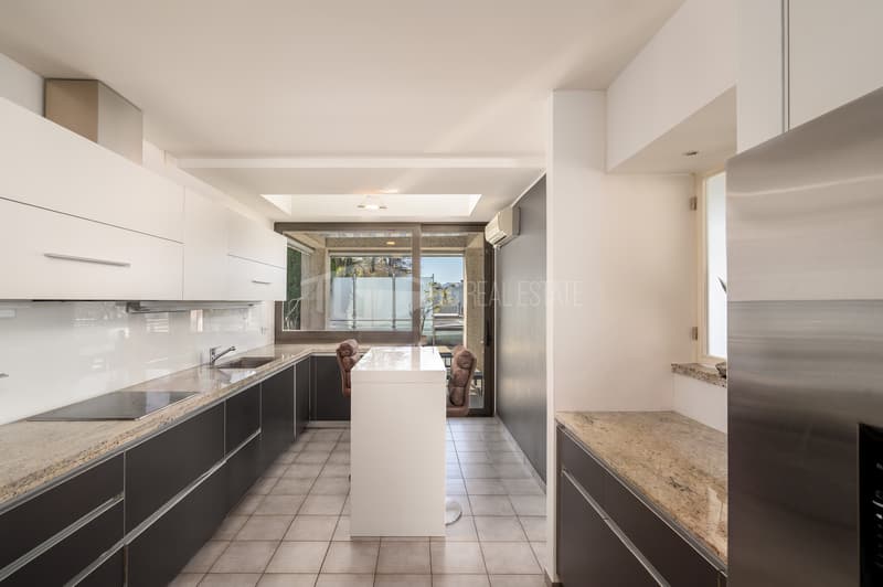ELEGANTE VILLA CON VISTA LAGO E PISCINA A RUVIGLIANA (6)