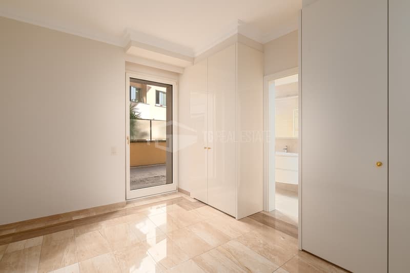 SPLENDIDO APPARTAMENTO CON GRANDE TERRAZZA E VISTA LAGO (10)