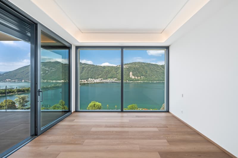 LUSSUOSO APPARTAMENTO DI 5.5 LOCALI CON VISTA LAGO (8)