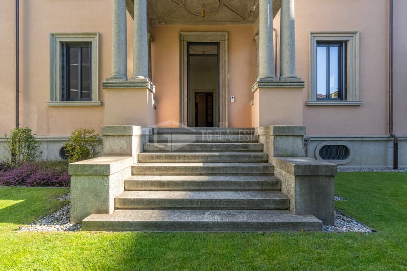 ELEGANTE 4.5 LOCALI IN PALAZZO D'EPOCA IN CENTRO LUGANO (5)