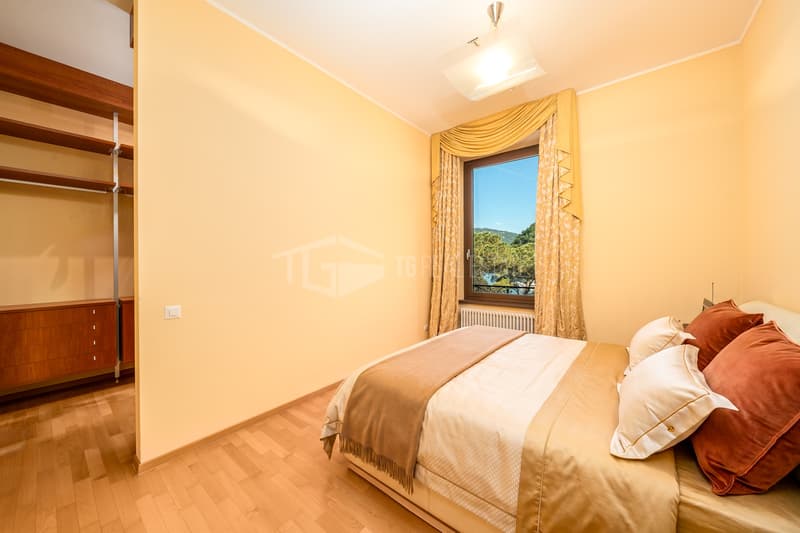 ATTICO CON VISTA LAGO IN ELEGANTE COMPLESSO STORICO (7)