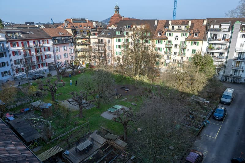 Erstbezug Charmante 1.5-Zimmer-Wohnung an ruhiger Lage mit schönem Innenhof und Pilatusblick (7)